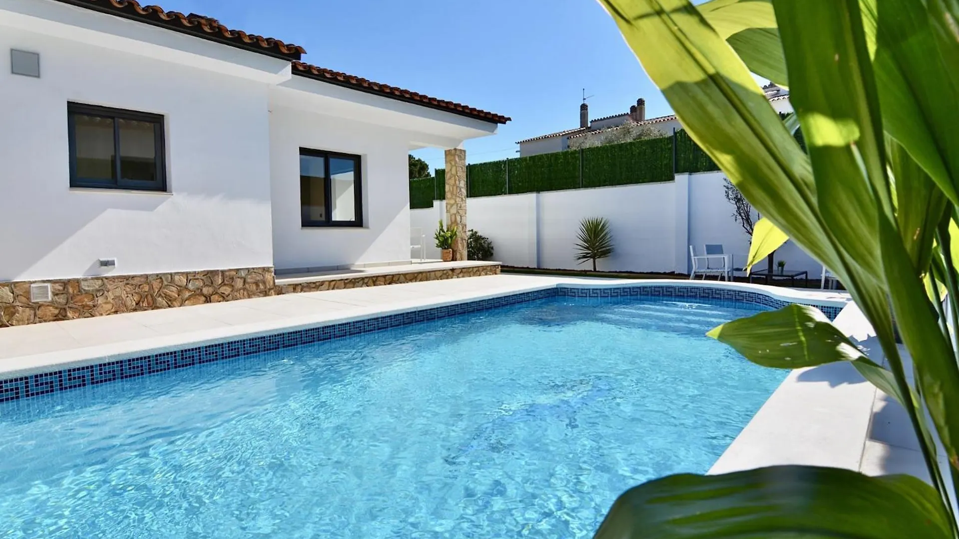 3 Bedroom Villa In Costa Brava L'Escala