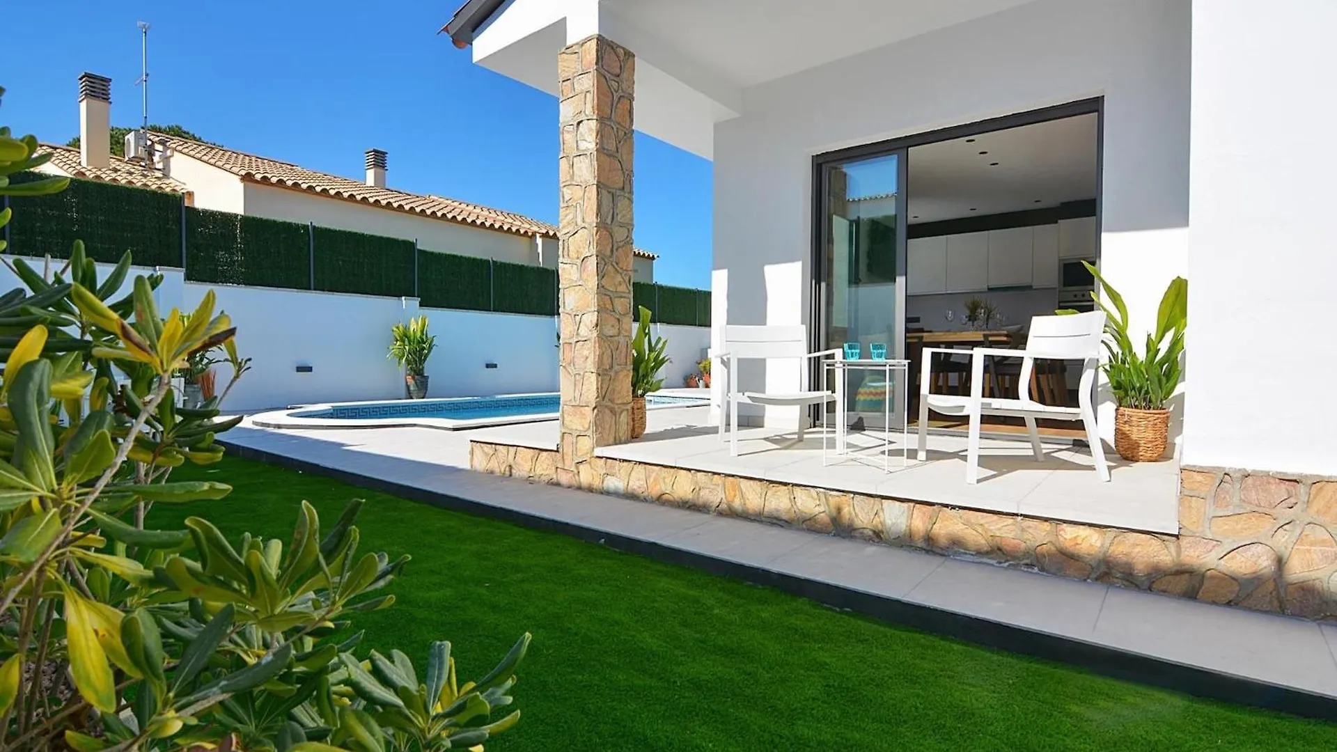 3 Bedroom Villa In Costa Brava L'Escala