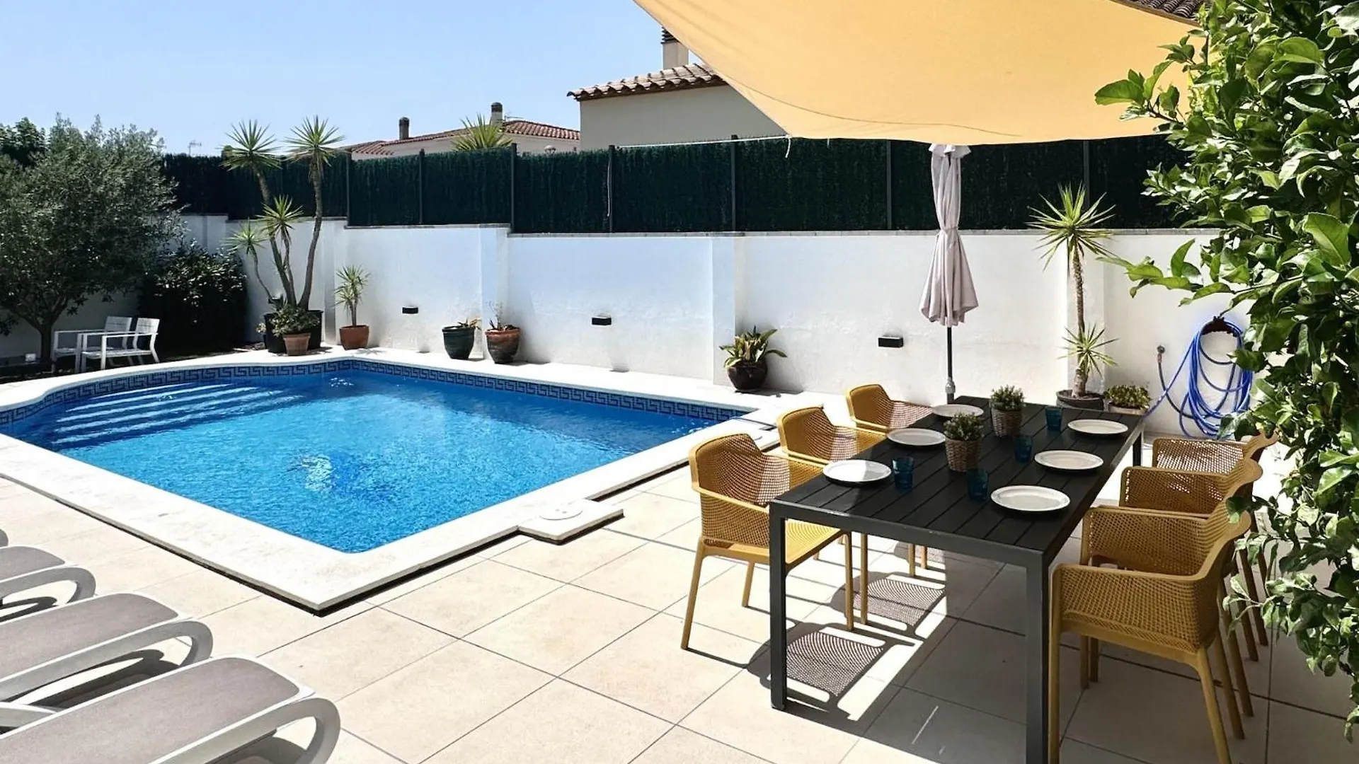 3 Bedroom Villa In Costa Brava L'Escala Spain